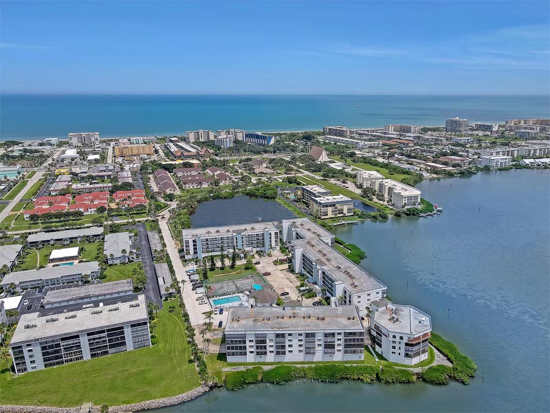 Rock Pointe Condo Cocoa Beach